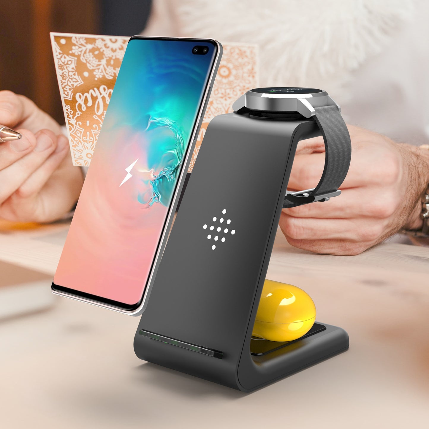 3 In 1 Wireless Charging Dock